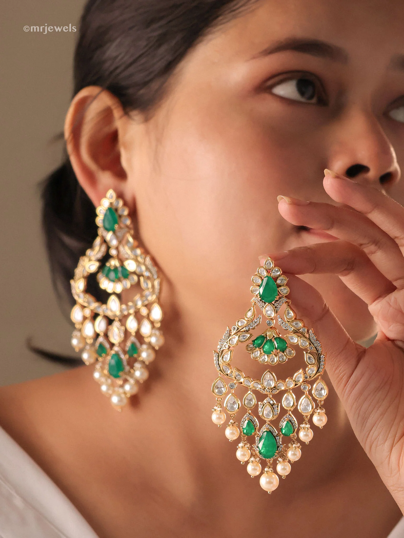 Statement Chandbaalis with tear-drops - Image 5