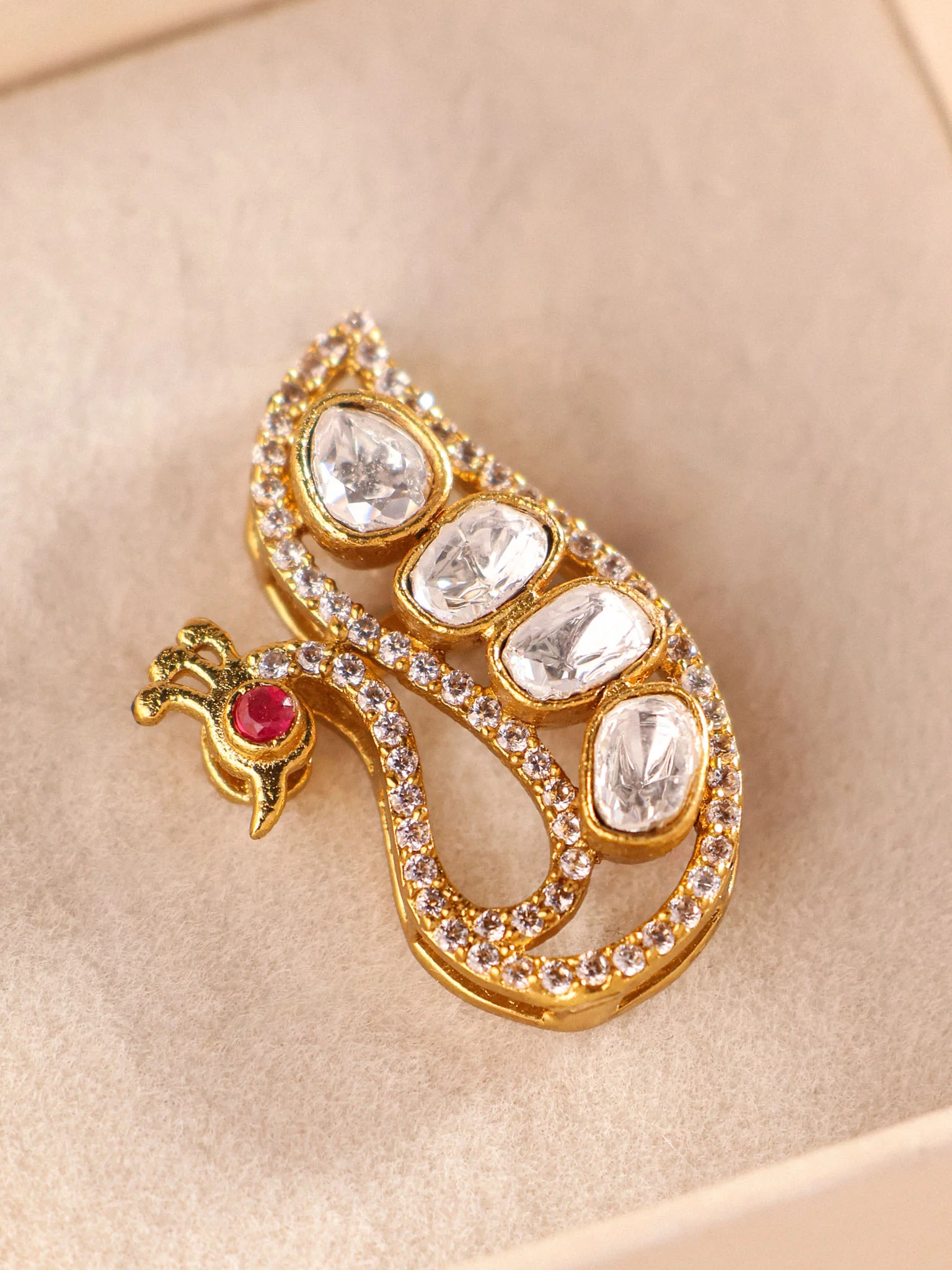 Swarna Mayura Kundan Stud Earrings - Image 3