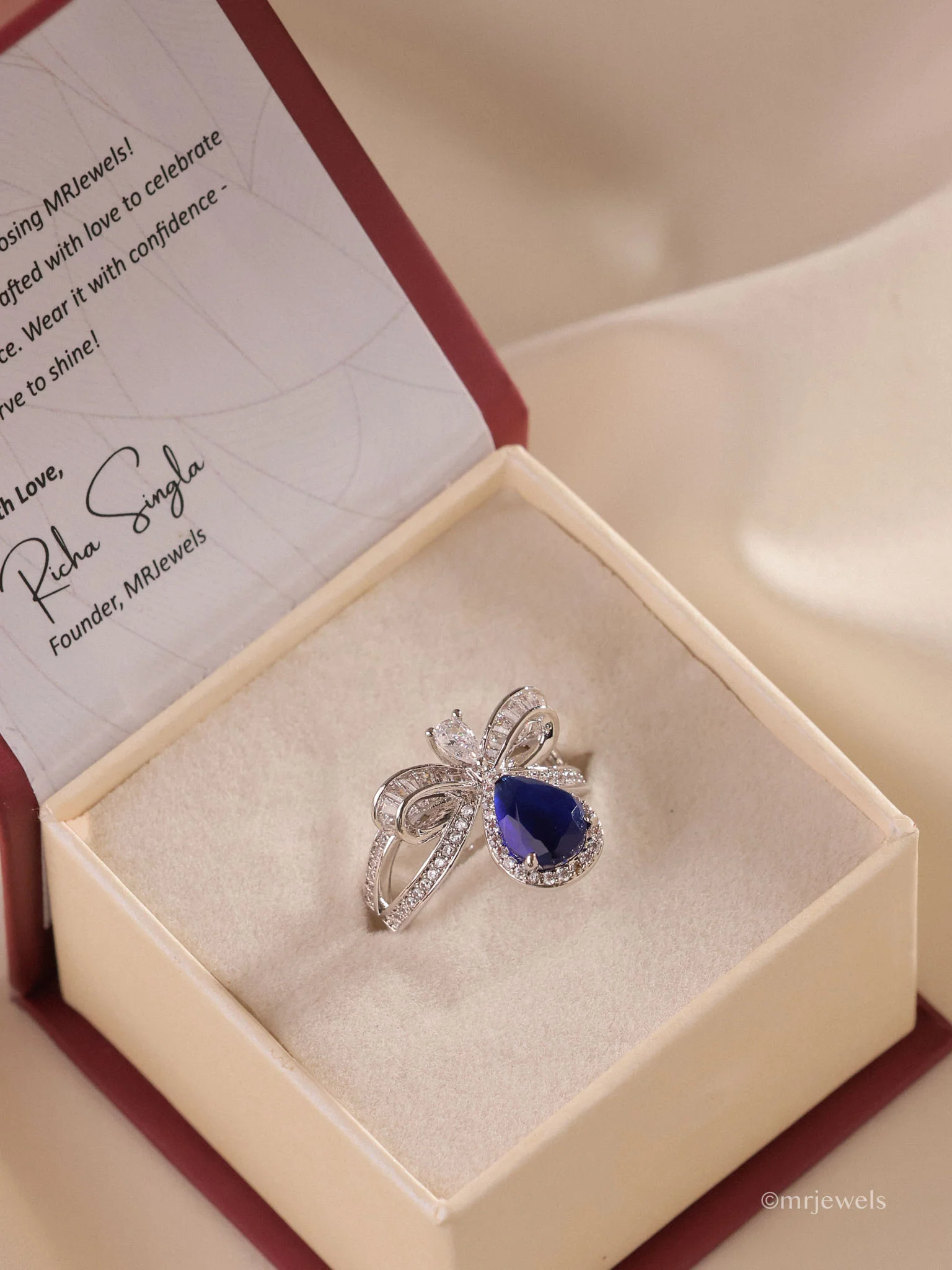 Taarini Diamond Ring - Image 5