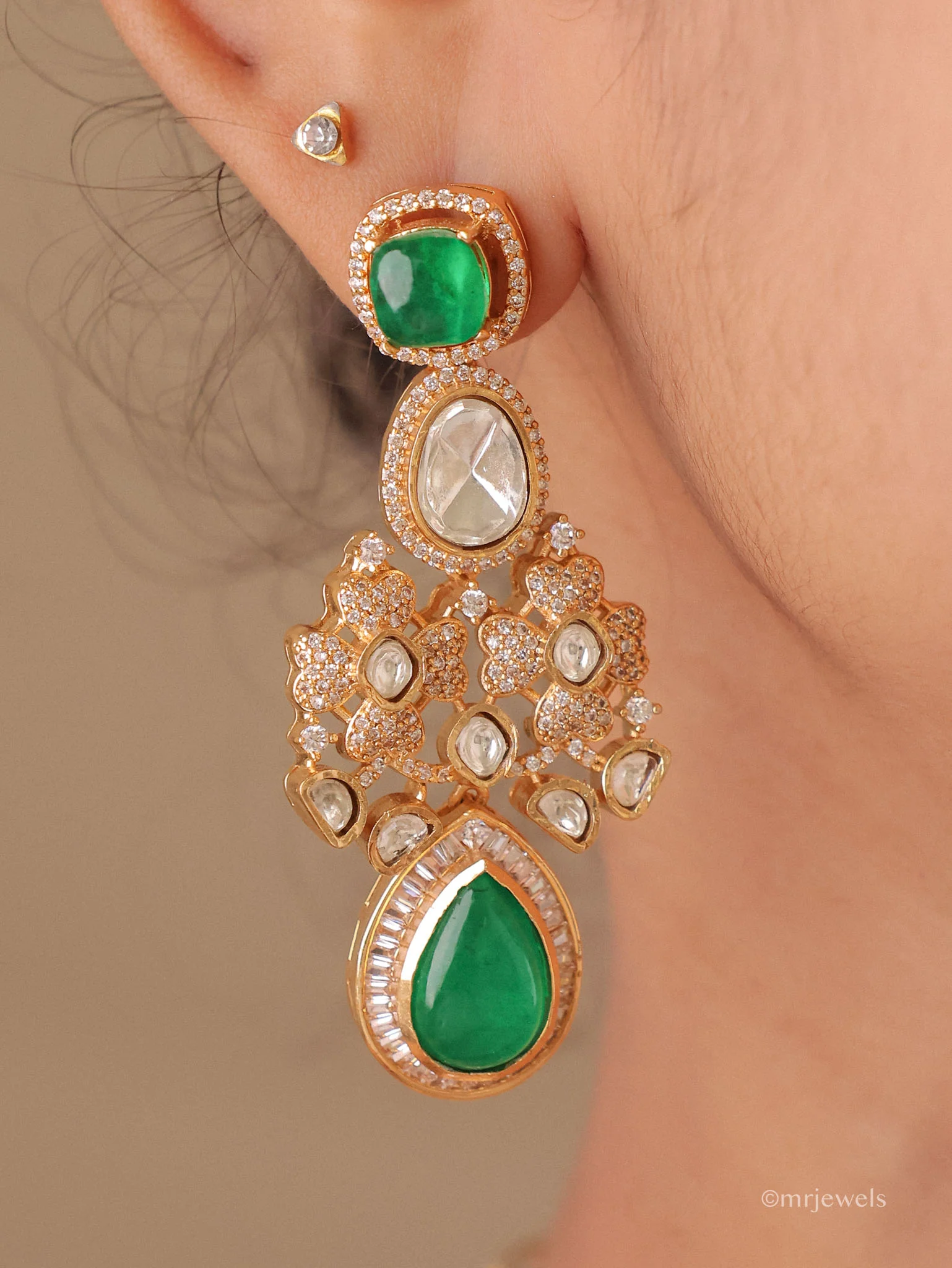 Taarini Emerald Polki Necklace - Image 3