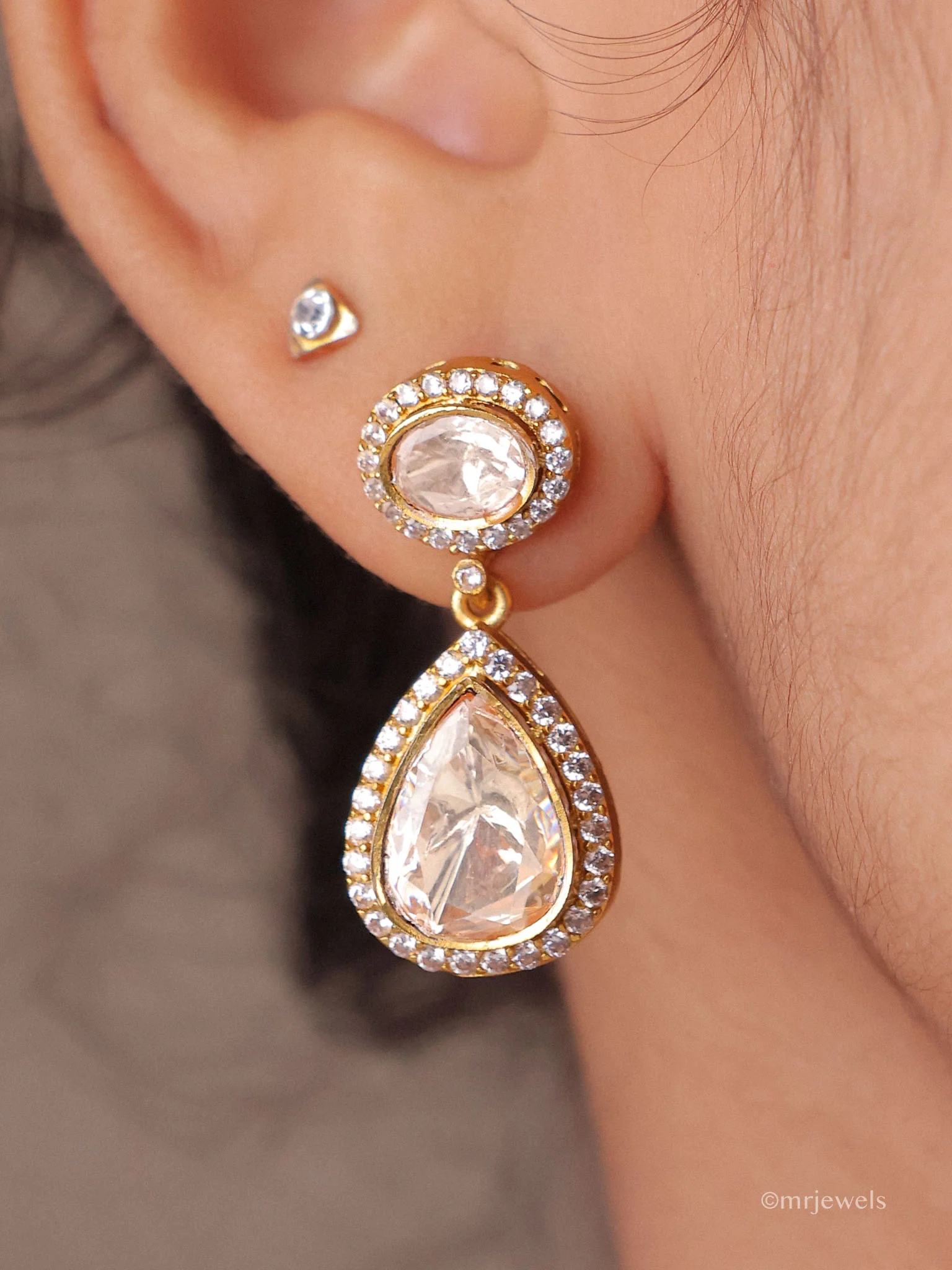 Taarini Polki Statement Necklace Set - Image 3