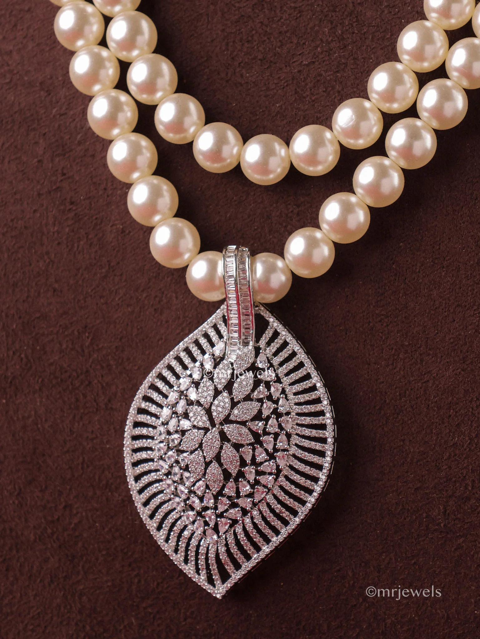 Tanirika Statement Pearl Layered Necklace Set - Image 2