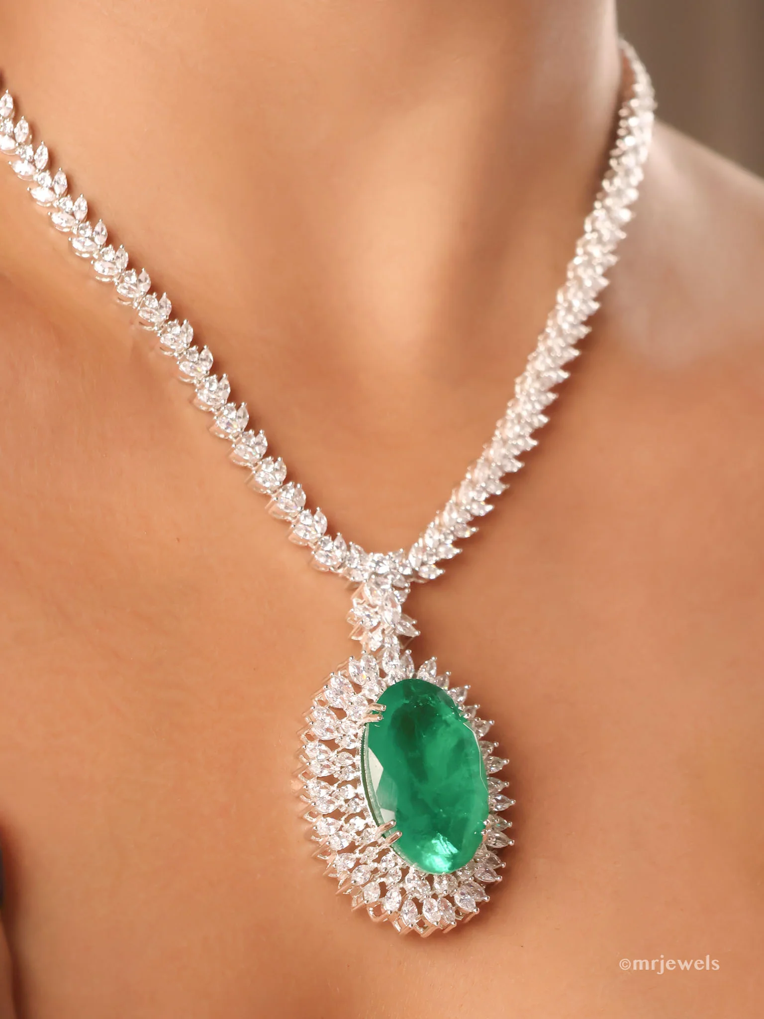 The Emerald Majesty Set - Image 2