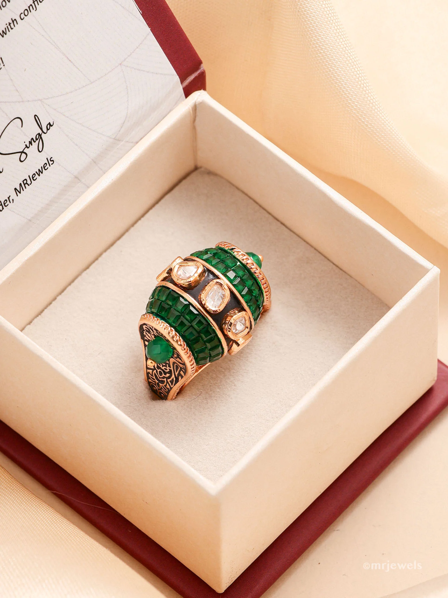 The Emerald Statement Ring - Image 3
