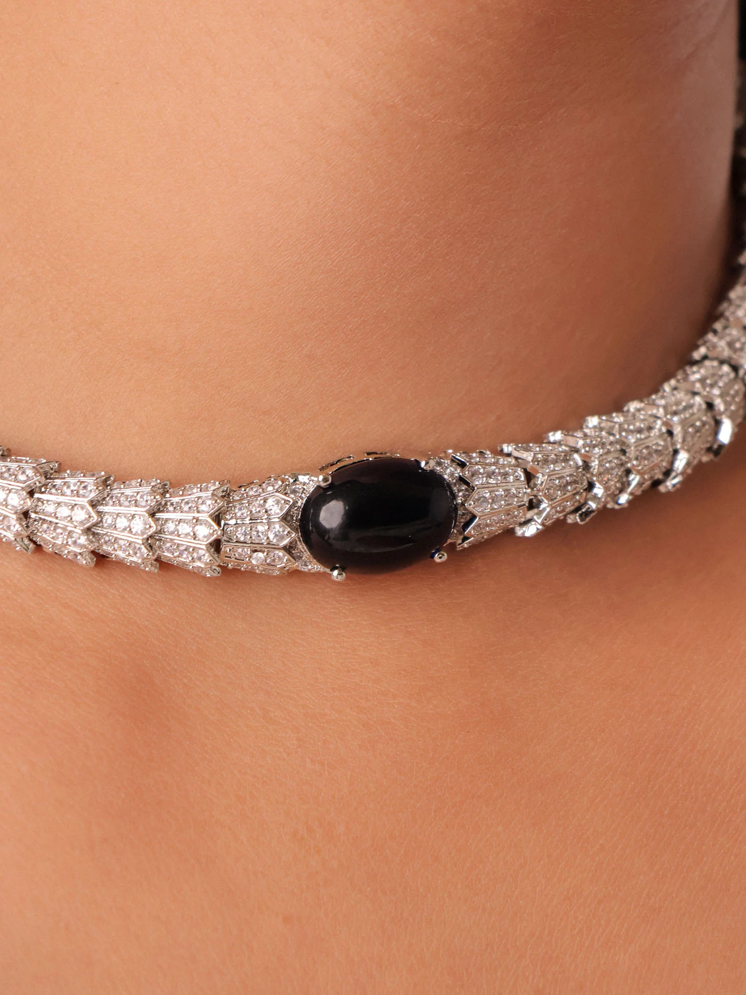 The Emeria Luxe Choker Set - Image 5
