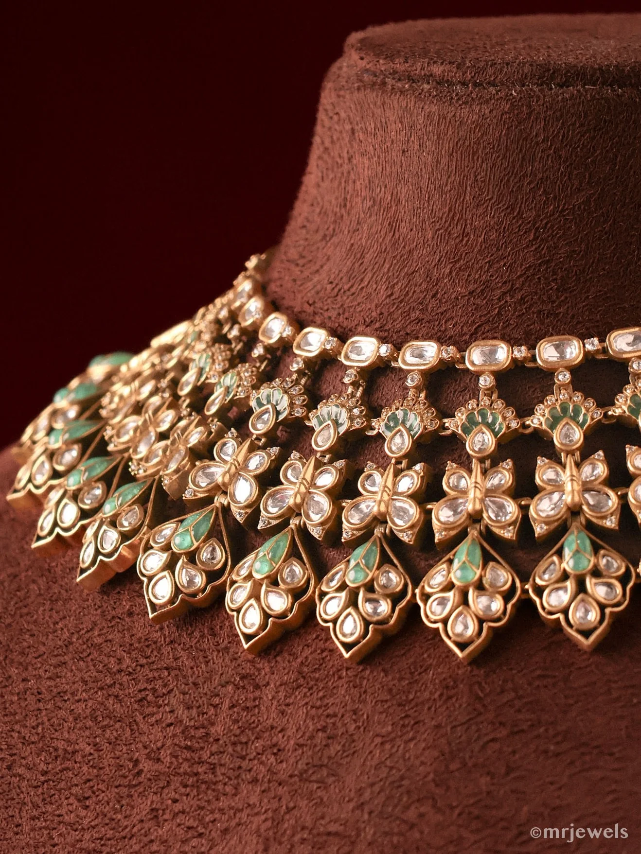 The Maharani Enchanté Choker Set - Image 3