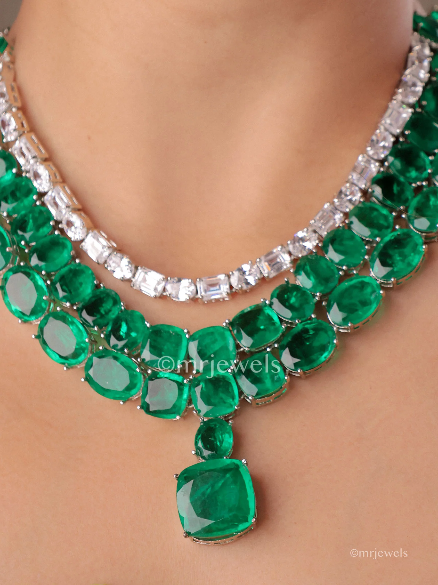 The Maharani’s Legacy Emerald Set- Limited Pieces - Image 2