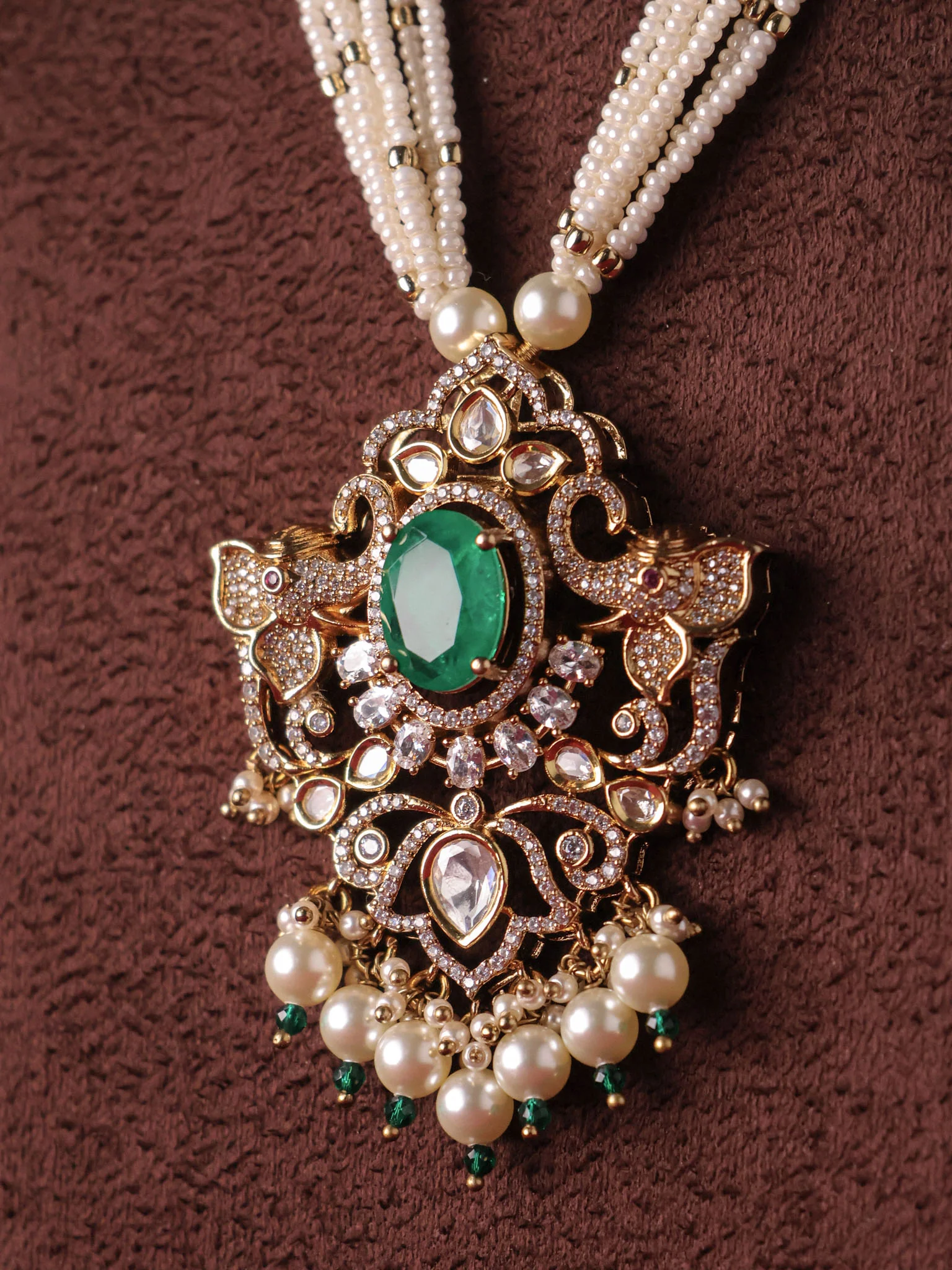 The Royal Atelier Necklace Set - Image 3