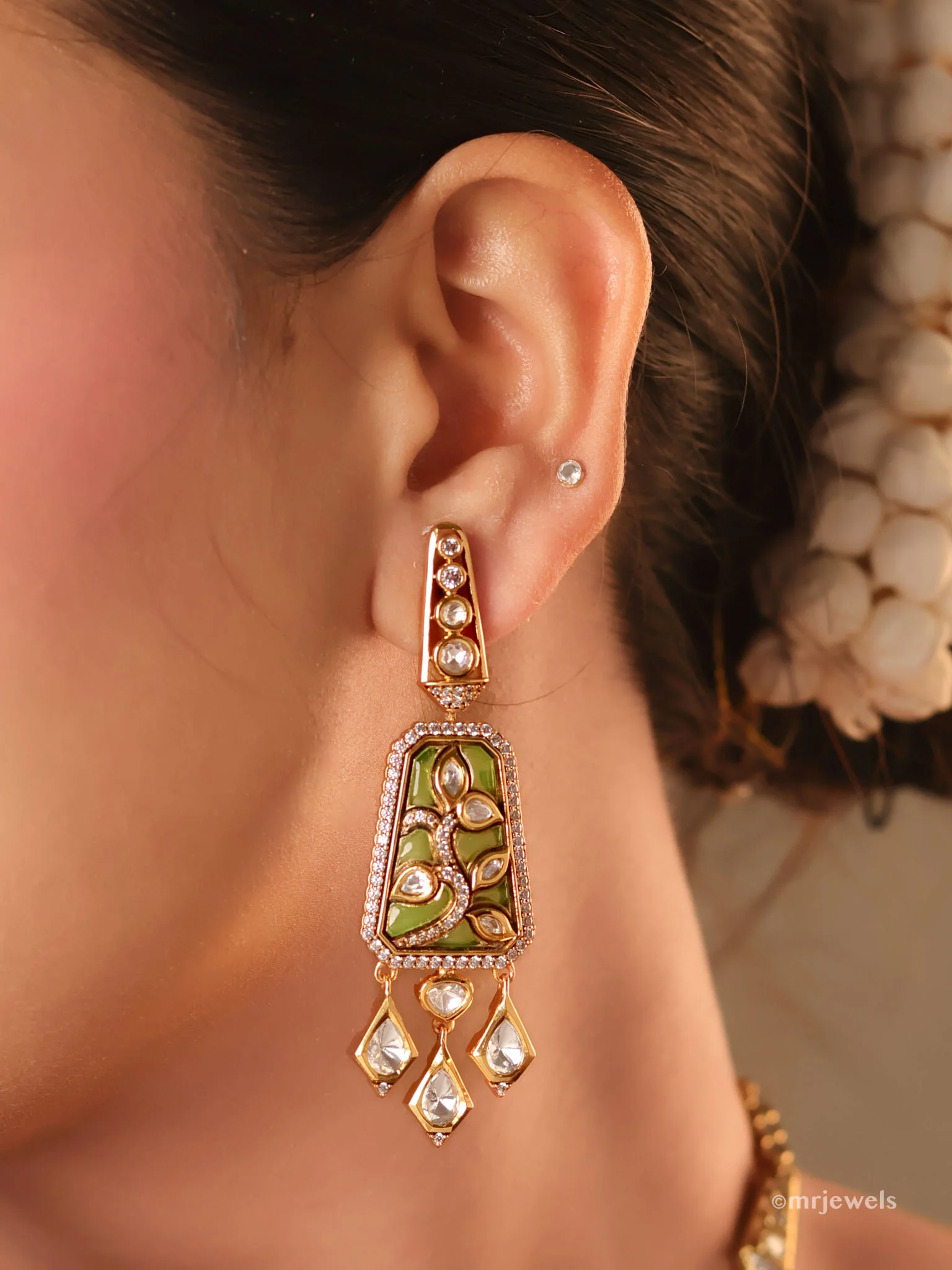The Royal Enamel Necklace - Image 3