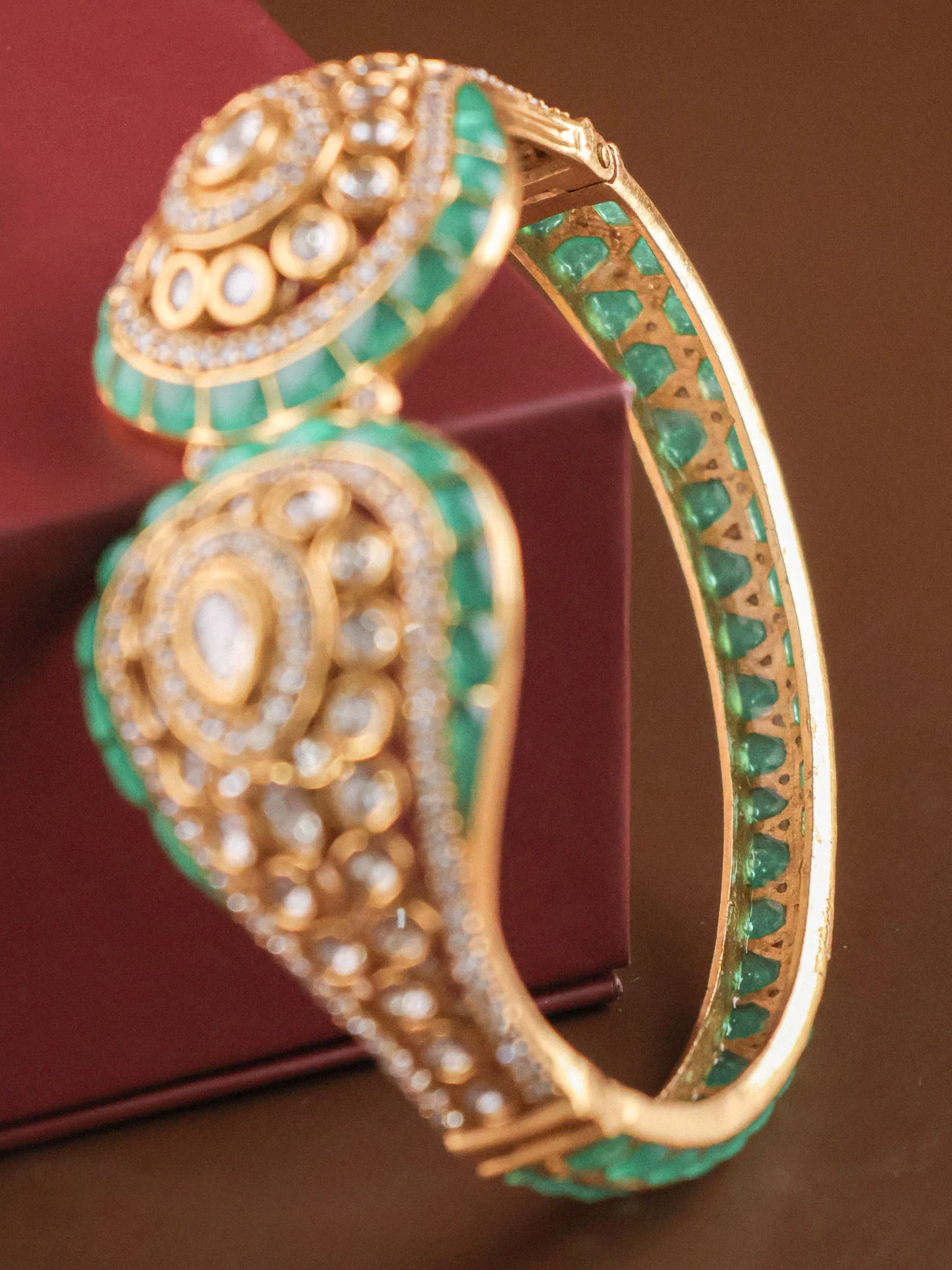 The Saanvika Statement Kada – Emerald & Ruby Edition - Image 10