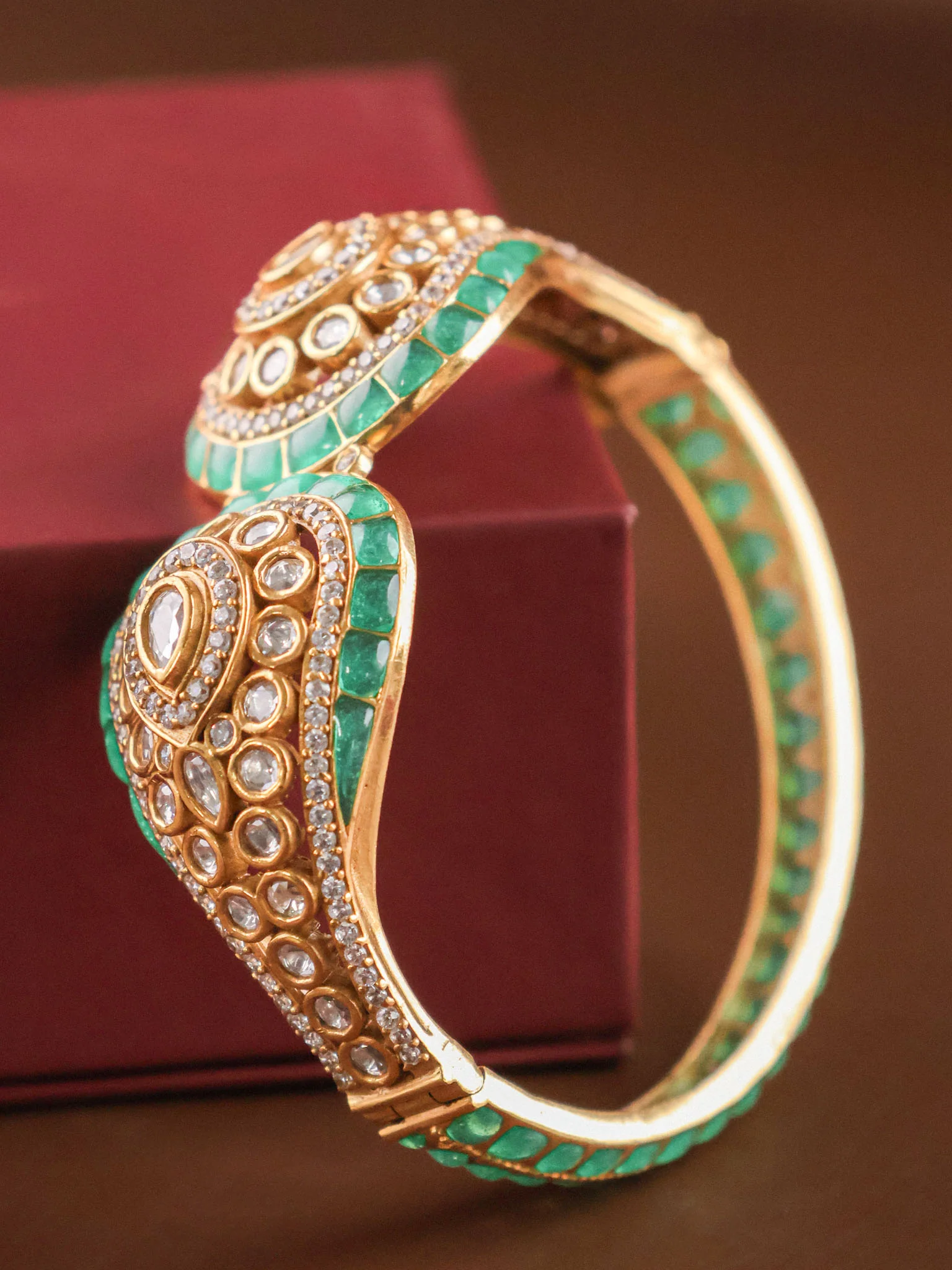 The Saanvika Statement Kada – Emerald & Ruby Edition - Image 8