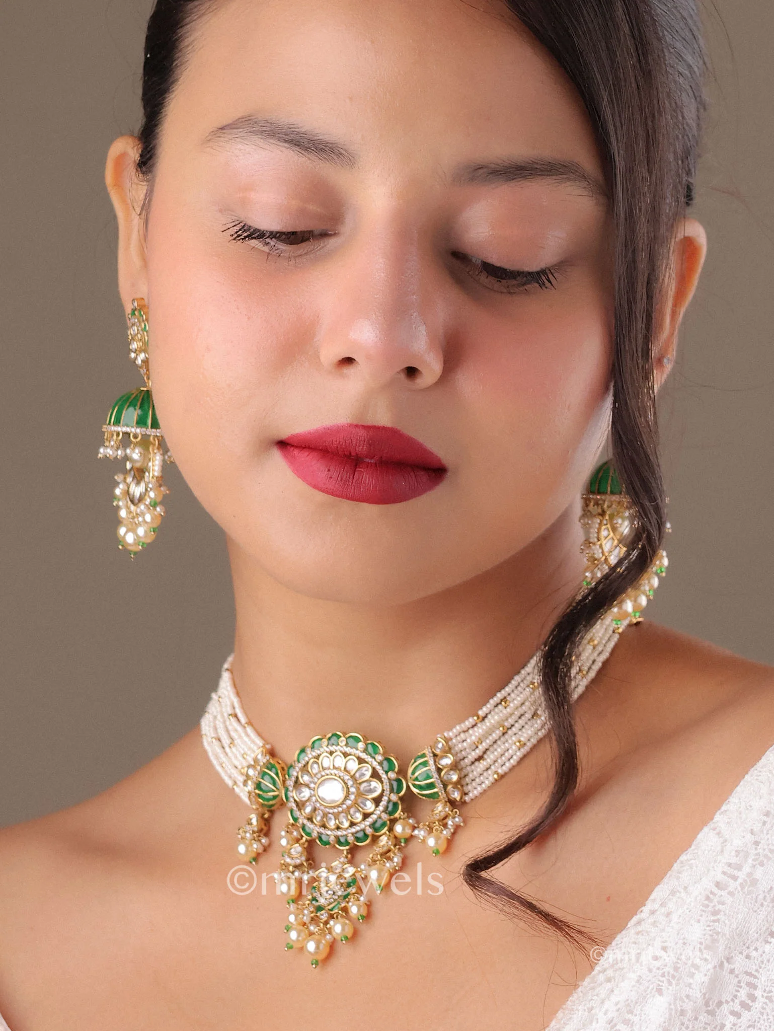 Vanya Royal Choker Set