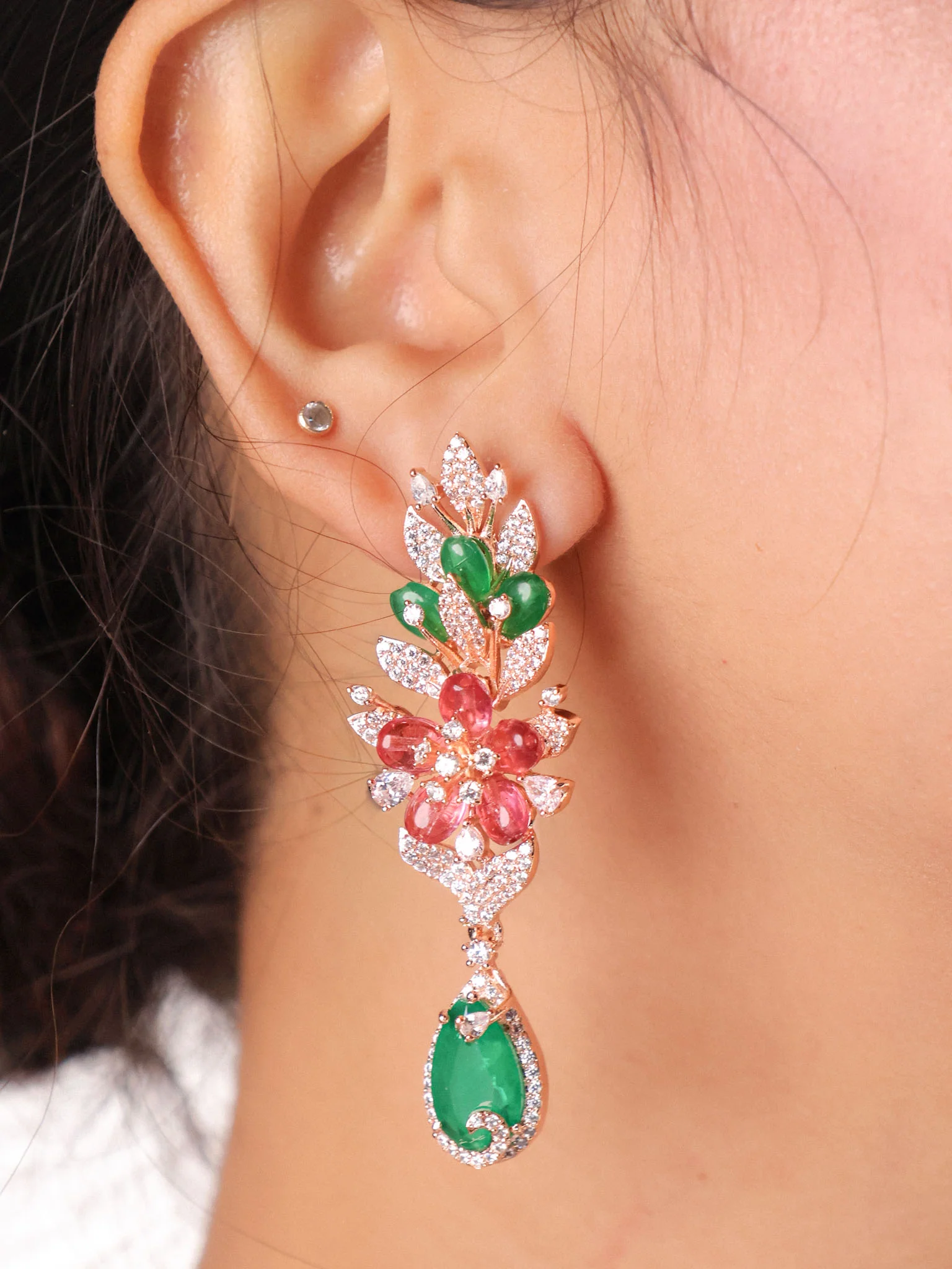 Verdant Rosé Flora luxury Necklace Set - Image 3