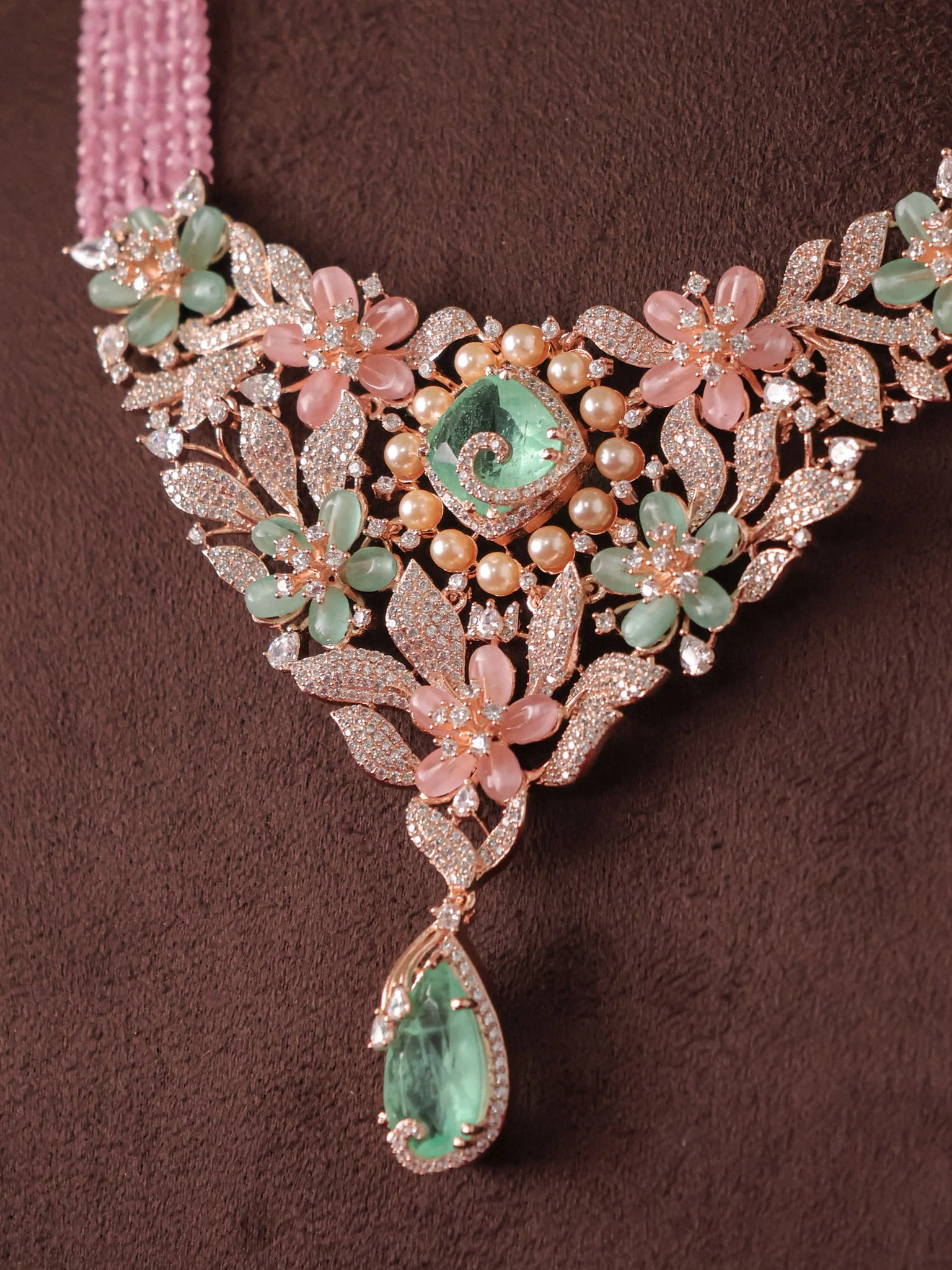 Verdant Rosé Flora luxury Necklace Set - Image 8