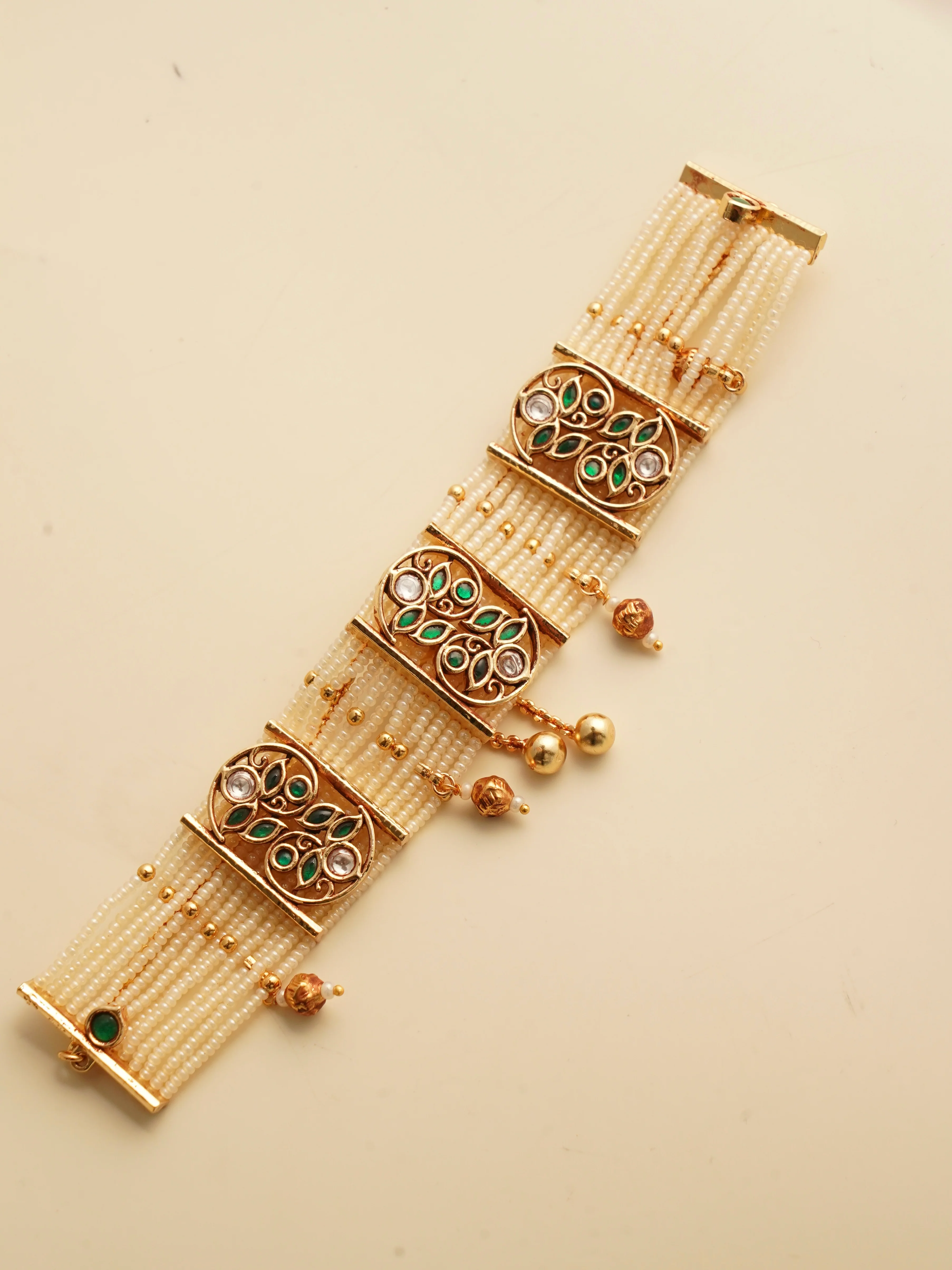 Vilandi Jadau Bracelet
