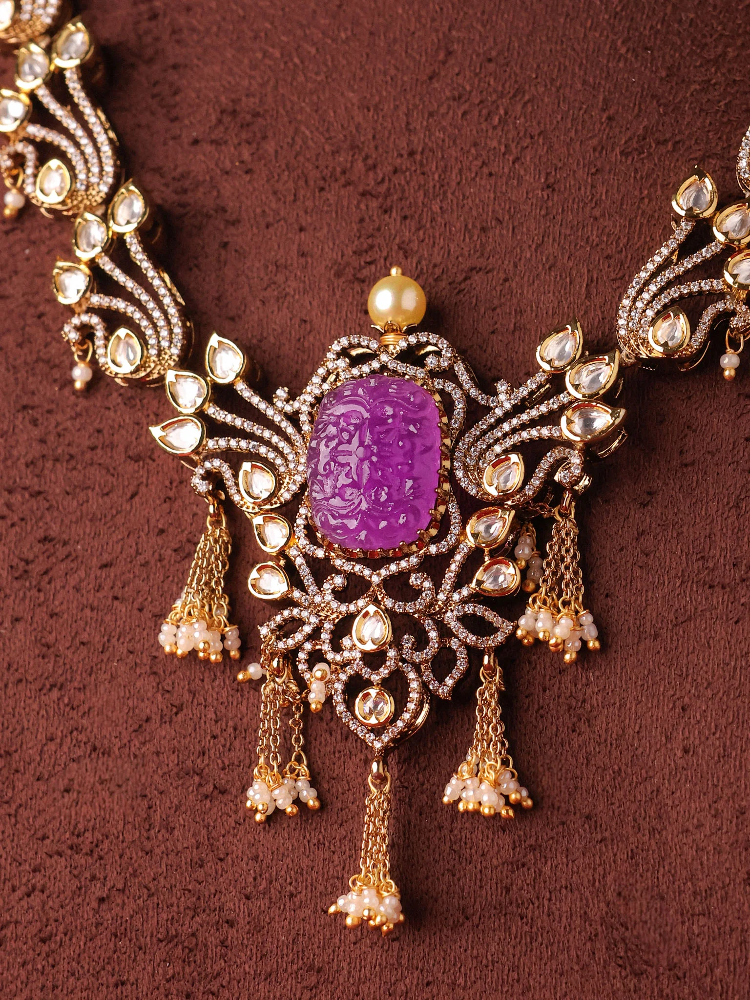 Virasat Vintage Carved Stone Set - Image 2