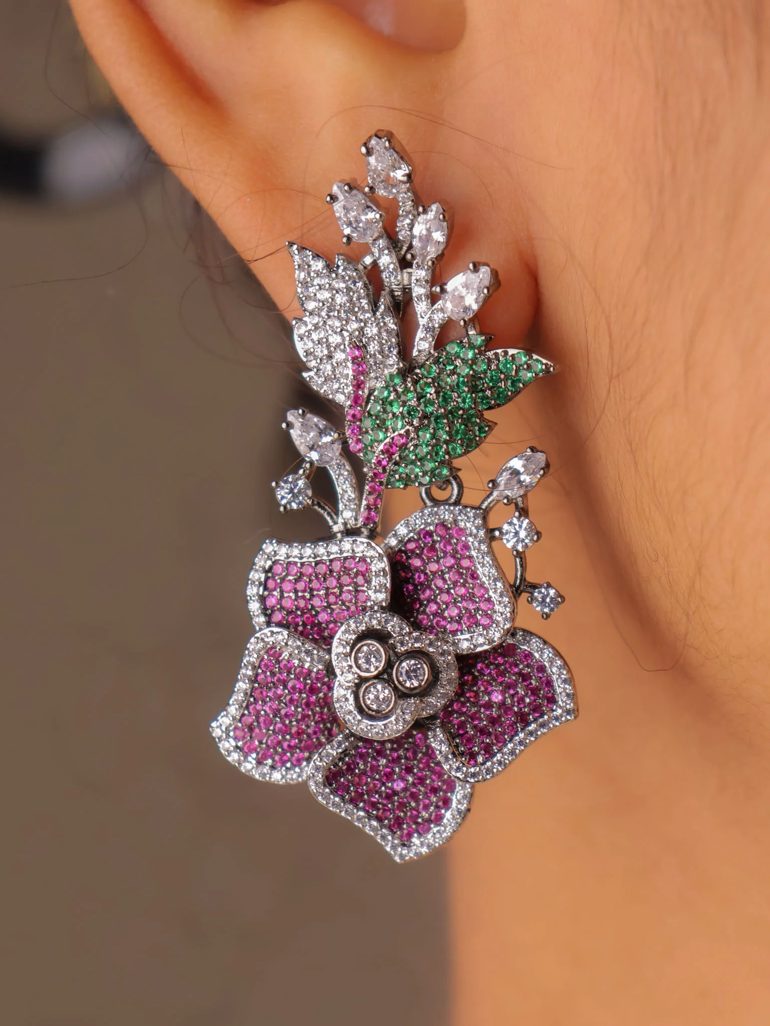 Vireya Couture Choker Set - Image 3
