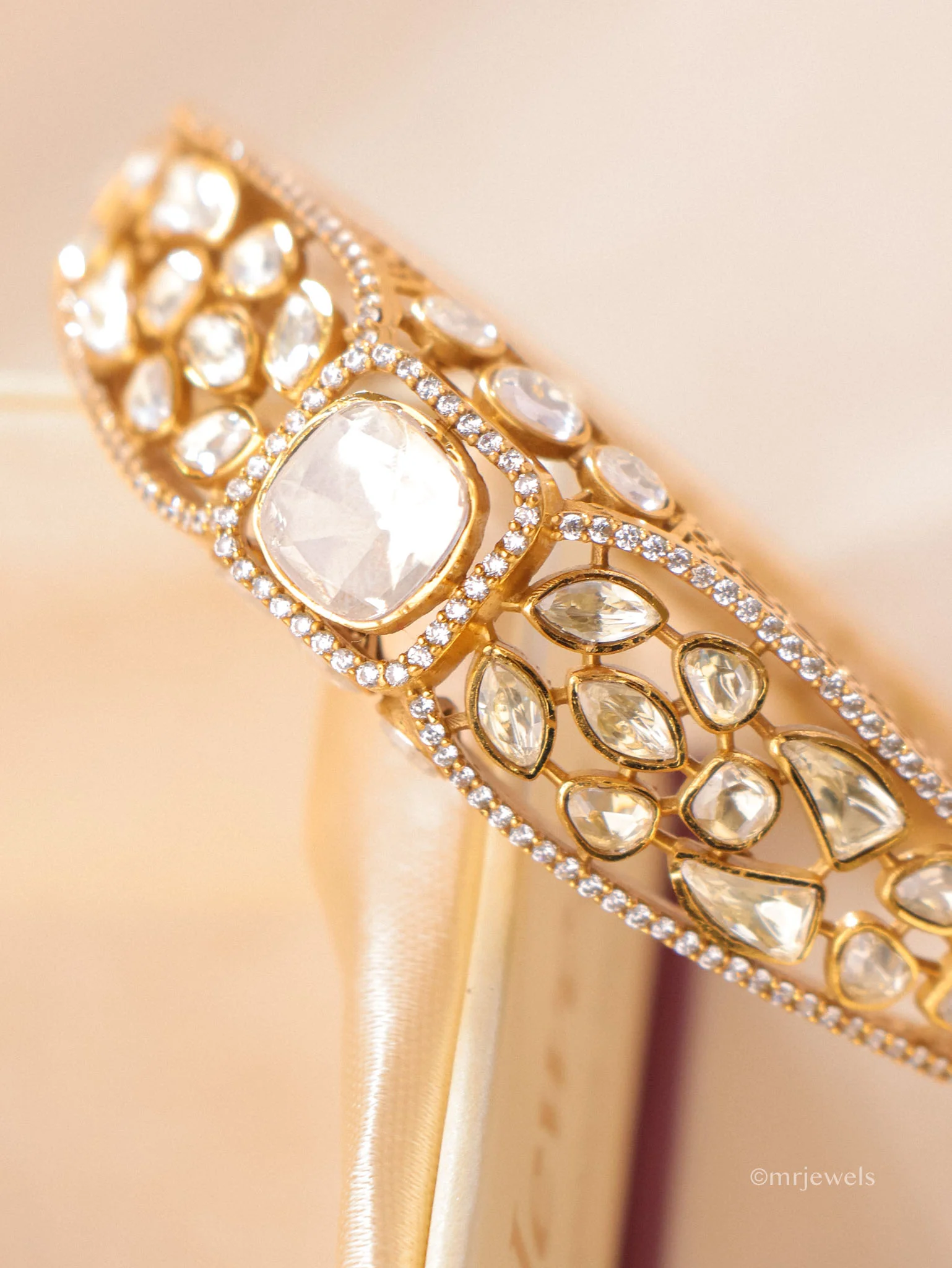Zareen Polki Moissanite Kada - Image 2