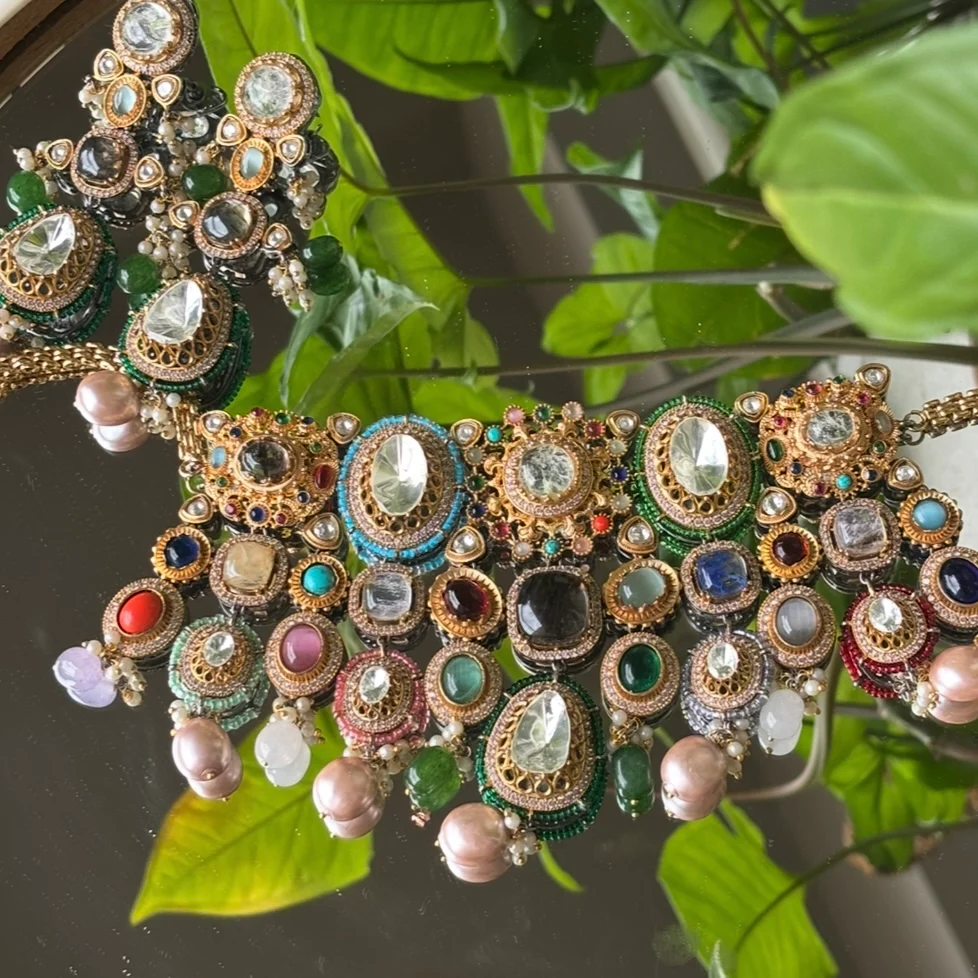 Zayra – Lavish Gems Sabya-Inspired Choker Earrings Set - Image 3