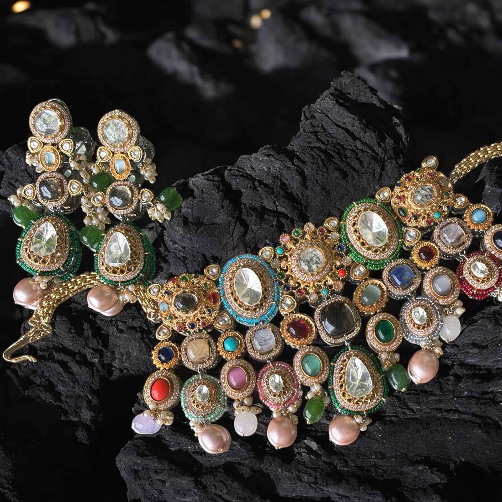 Zayra – Lavish Gems Sabya-Inspired Choker Earrings Set - Image 4