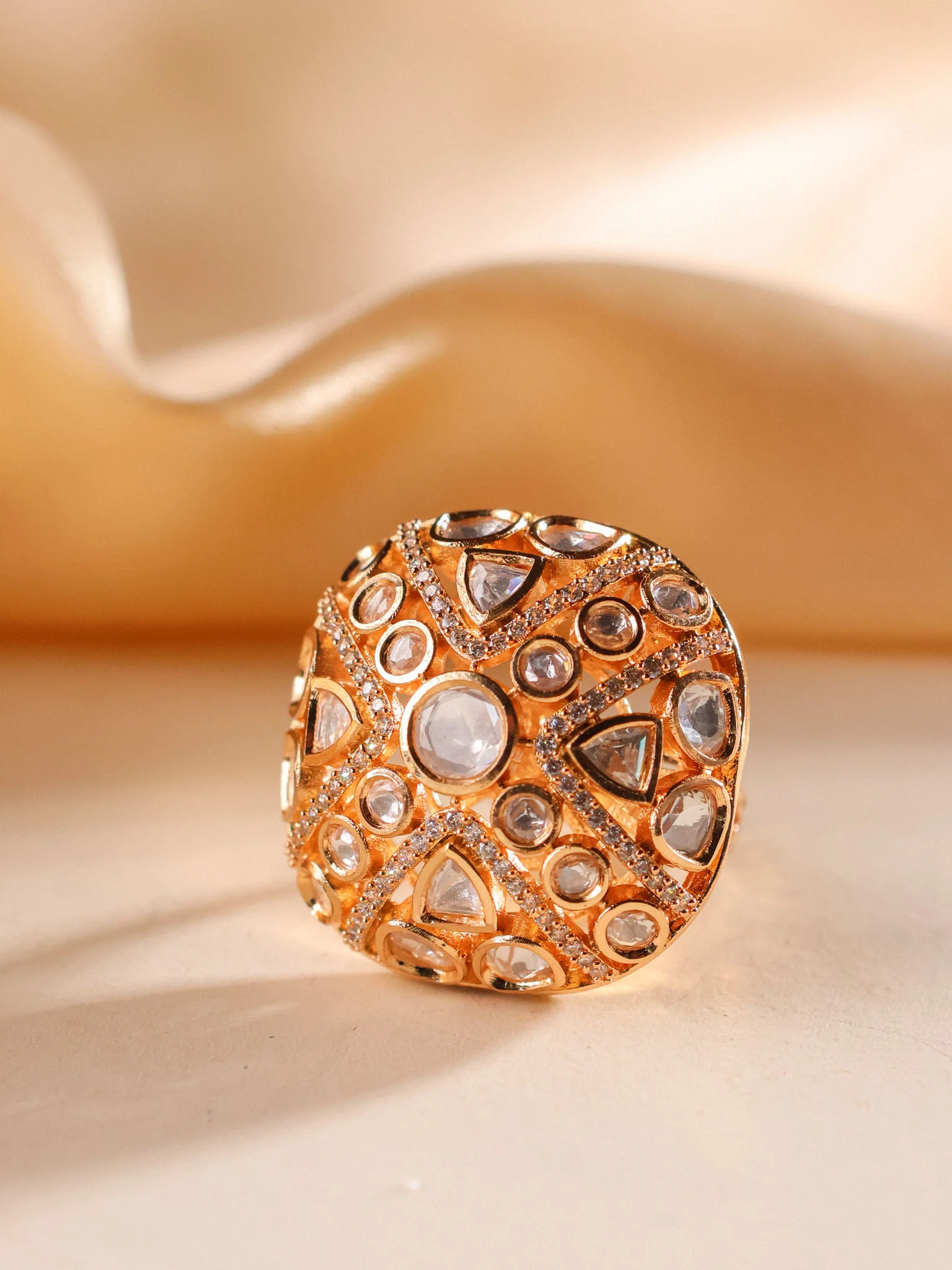 Zeenat Riwaayat Polki Statement Ring - Image 2
