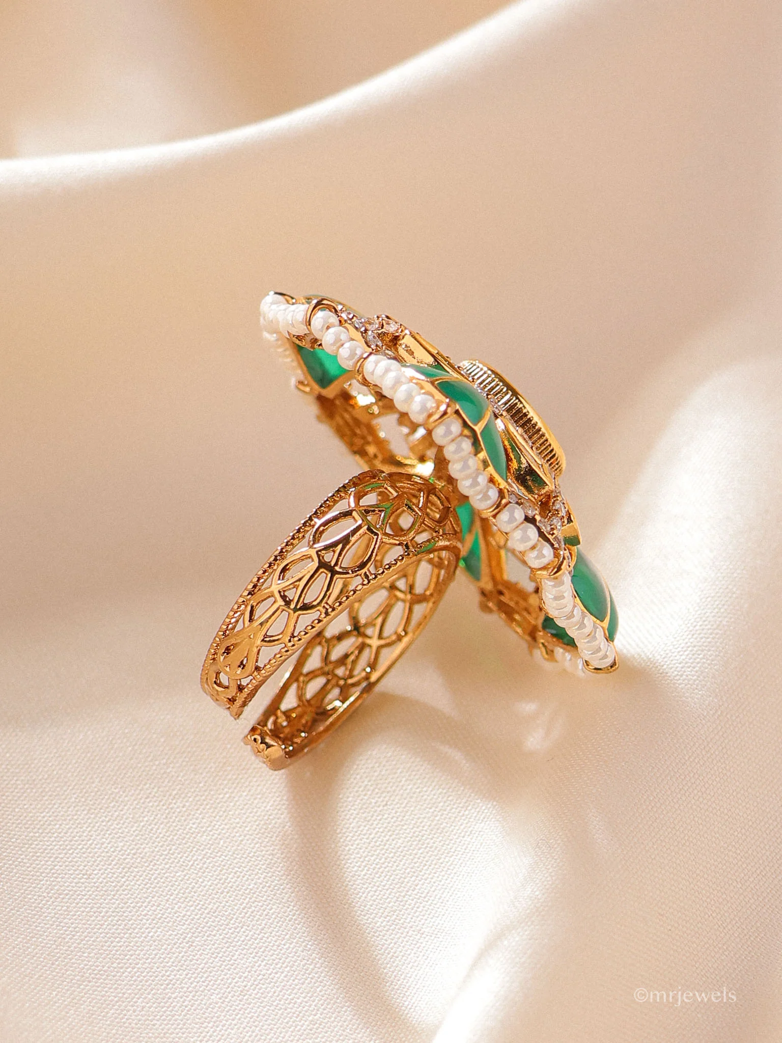 Zehra Emerald Floral Cocktail Ring - Image 3