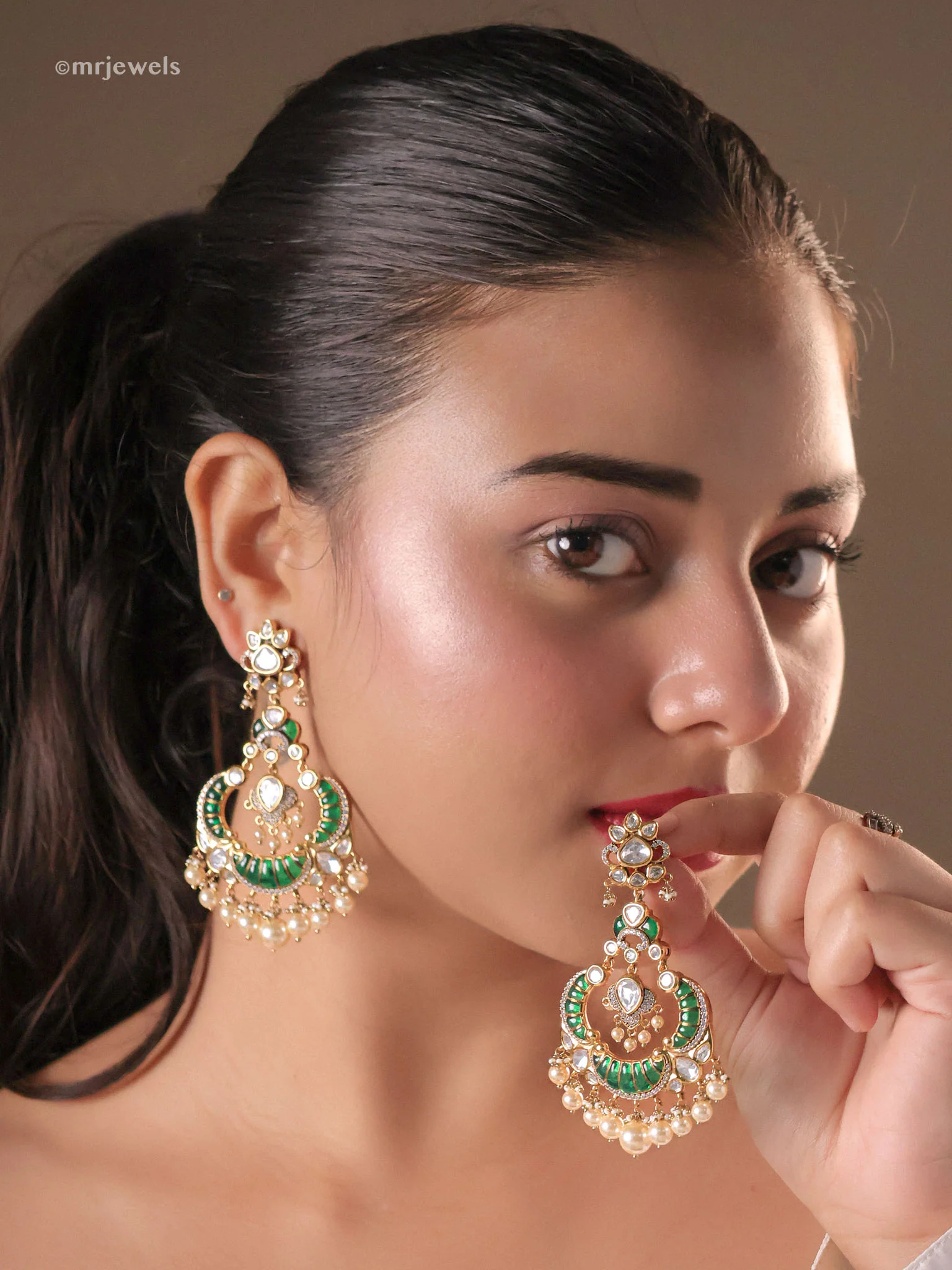 Zehra Noor Chandbali Earrings - Image 4