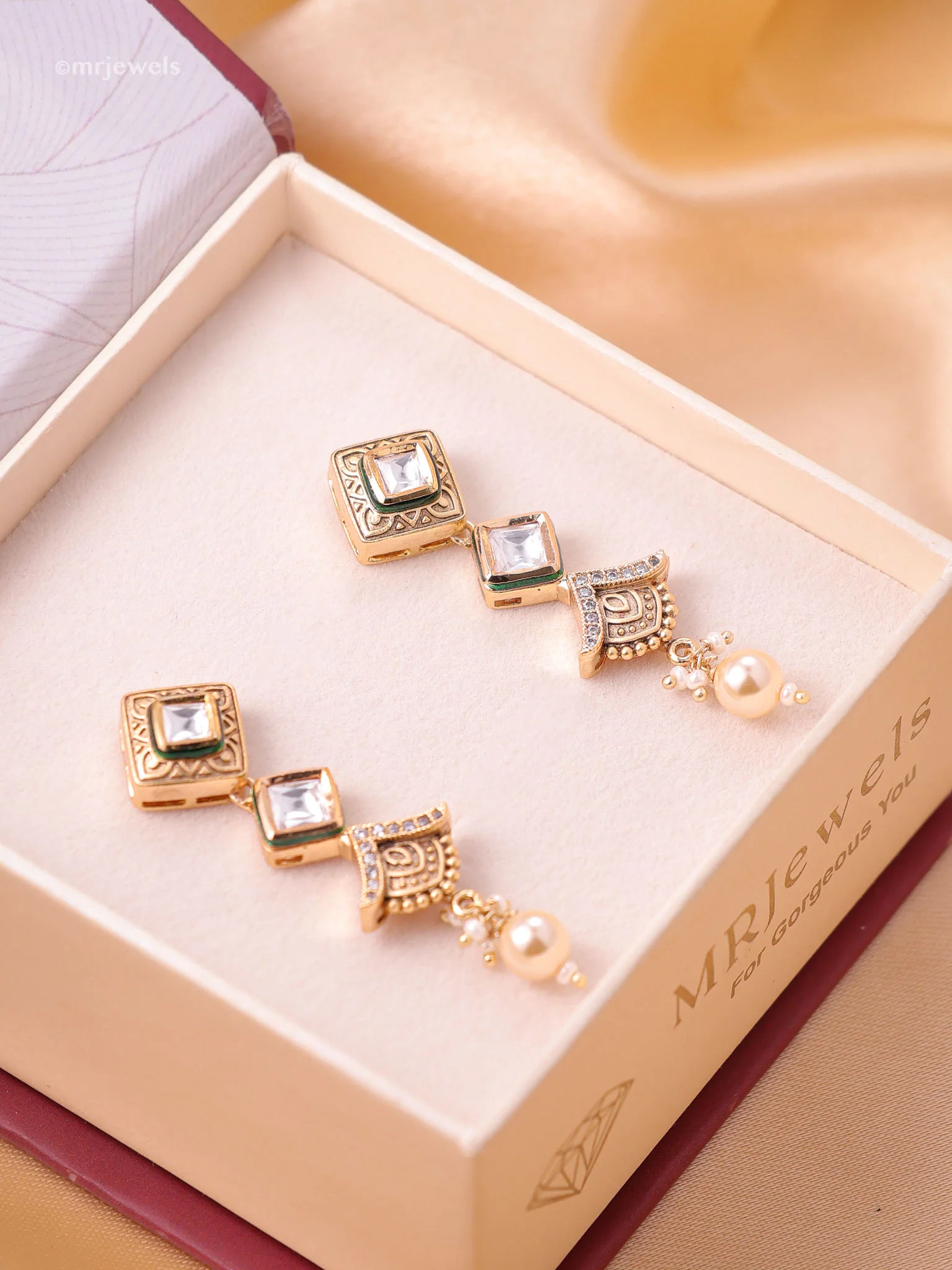Zivara Polki Heritage Pendant Set - Image 2